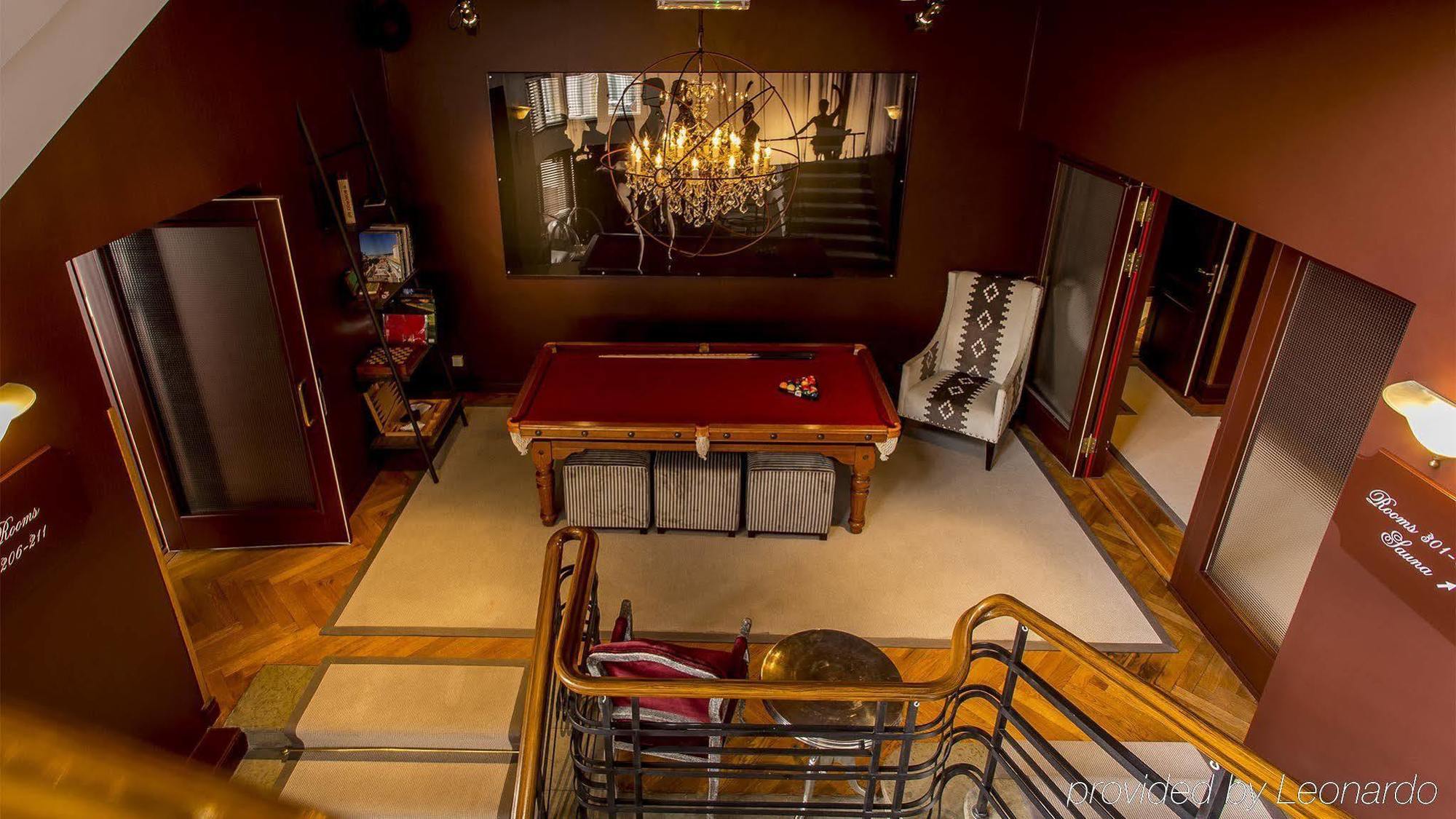 St. Petersbourg Hotel - Small Luxury Hotels Of The World Tallinn Bagian luar foto
