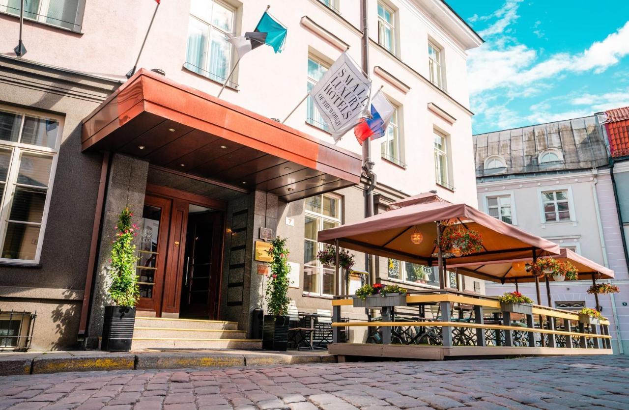 St. Petersbourg Hotel - Small Luxury Hotels Of The World Tallinn Bagian luar foto